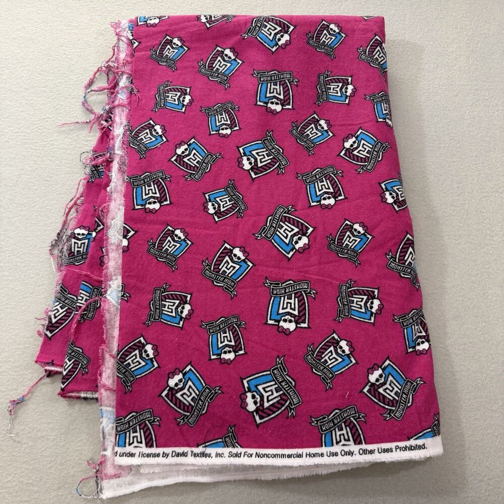 Monster High Flannel Fabric Pink Skulls 2014 Mattel 2-3/8 Yards David Textiles